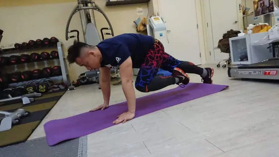 減肚腩運動