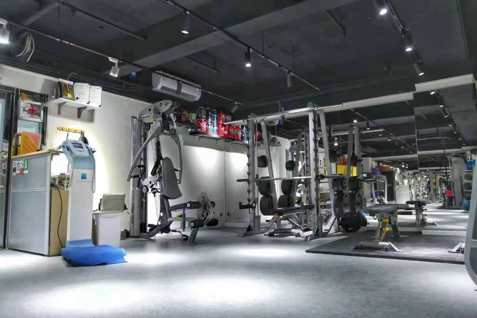 銅鑼灣教練租場-頂級歐美LifeFitness器材
